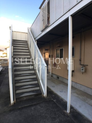 【エントランス】 | タウニィニューパイン | 建物の内部です