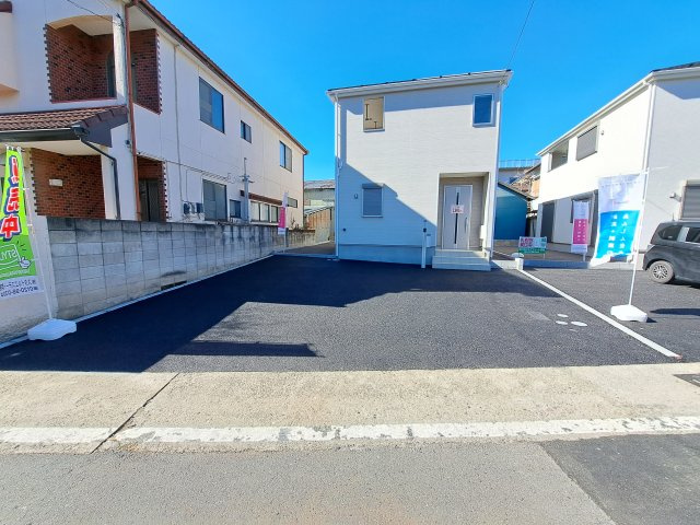 新築　前橋市住吉町第1　クレイドルガーデン　2号棟の駐車場|現地写真　駐車スペースは並列2台分可能です！
