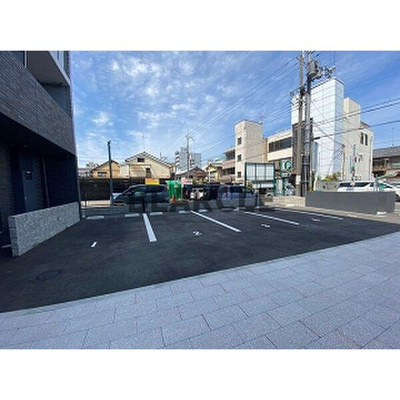 【駐車場】 | エスプレイス京都ラクナン | 駐車スペースもあります