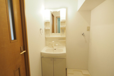 【洗面所】 | フリーデン大博 | 別号室の写真になります。現況優先。