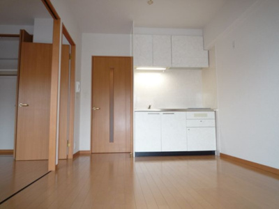 【内装】 | グランシャリオ住吉 | 別号室の写真になります。現況優先。