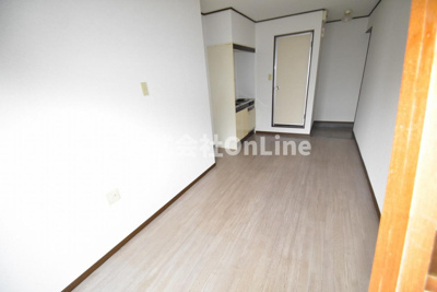 【居間・リビング】 | 日の出マンション