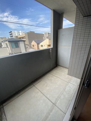 【バルコニー】 | ピュアドーム高宮イースト | 別号室の写真になります。現況優先。