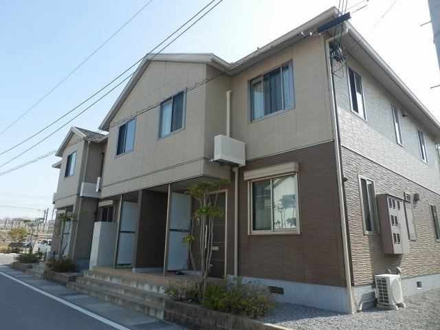 シャーメゾンコートKⅡの外観|落ち着いた雰囲気の外観です