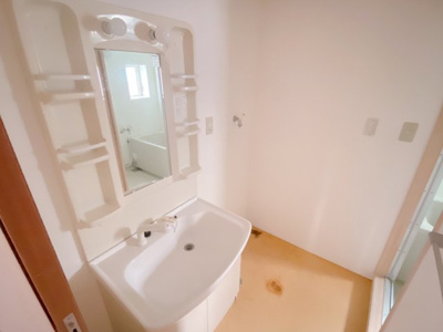 【独立洗面台】 | Uni house