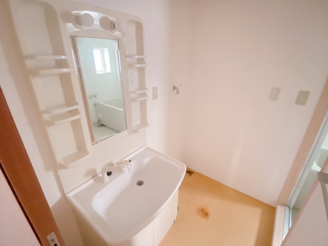 【独立洗面台】 | Uni house