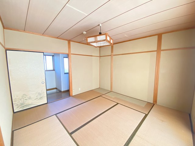 美浜緑苑2丁目戸建の和室