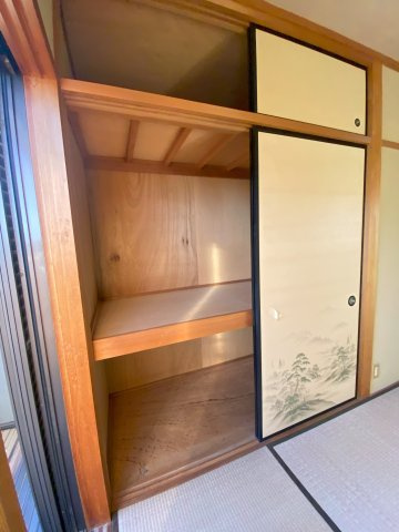美浜緑苑2丁目戸建の収納