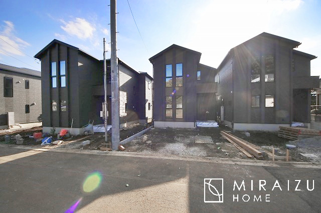 【外観】 | 陽の光をたっぷりと浴びながら気持ち良く生活が出来ます。夢のマイホーム、夢ではなく実現出来ます！見学・ご相談等、お気軽にご連絡下さい。