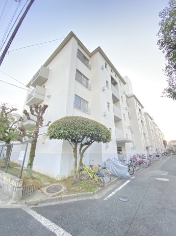 メゾン茨木主原2号館の外観