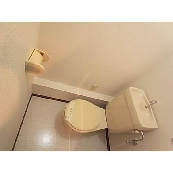 赤司アパート【キャッシュバック対象物件】のトイレ