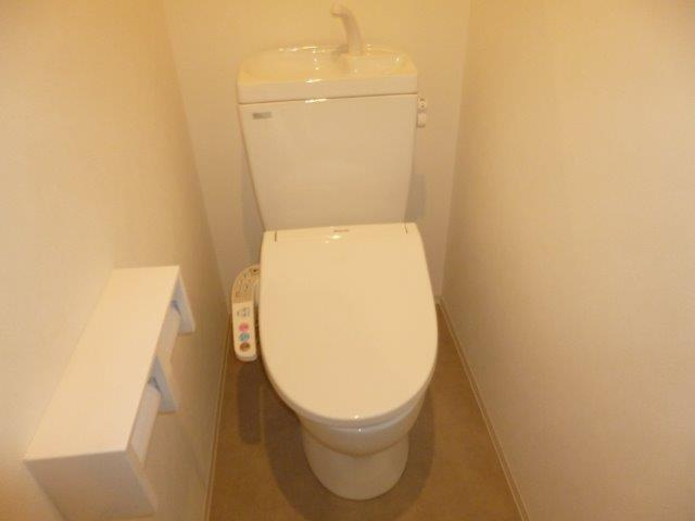 ブランのトイレ|ウォシュレット