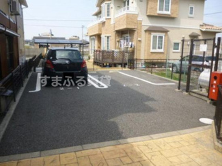 【駐車場】