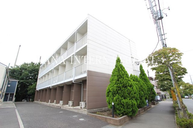 レオパレスストーンヘンジ の外観
