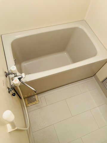 仲介手数料0円レージュ城西の浴室