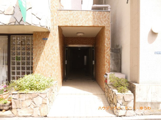 【その他共用部分】 | 高級感あふれる正面玄関となっています。