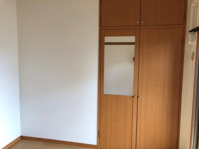 【収納】 | サンネストピア箱崎駅前 | 別号室の写真になります。現況優先。