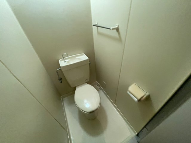 クレセント公光のトイレ