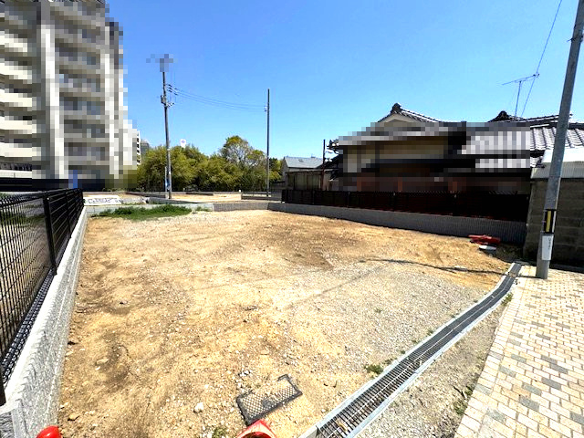 【外観】 | ライフフィールド岸城町　18号地 | 建築条件なし！お好きなハウスメーカー・工務店をお選びいただけます。（2025年4月撮影）