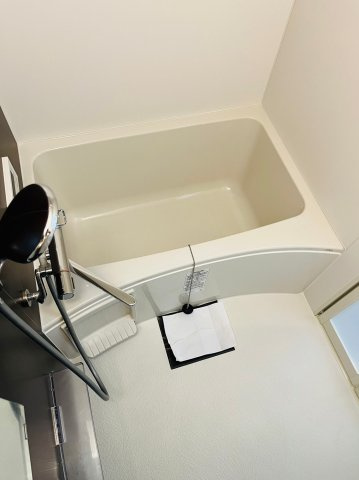 仲介手数料0円！！Warren nakashiotaⅦの浴室