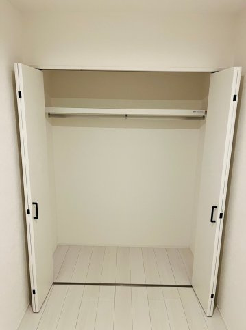 仲介手数料0円！！Warren nakashiotaⅦの収納