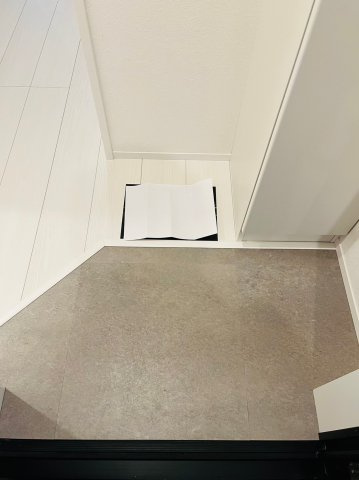 仲介手数料0円！！Warren nakashiotaⅦの玄関