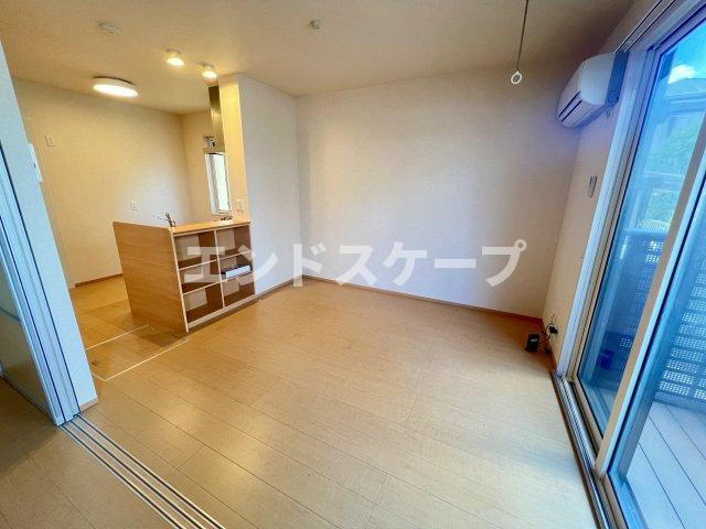 ハピネスヒル　Ⅱの居間・リビング|高崎、前橋エリアのお部屋探しはエンドスケープまで！お客様の理想お聞かせ下さい♪