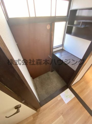 【玄関】 | 　宝町乾貸家B | ゆったりとした玄関です