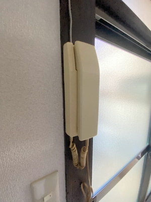 【セキュリティ】 | 　宝町乾貸家B | インターフォンついてます