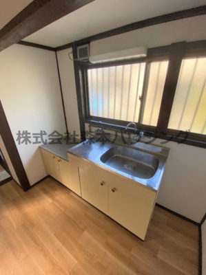 【キッチン】 | 　宝町乾貸家B | きれいなキッチンです
