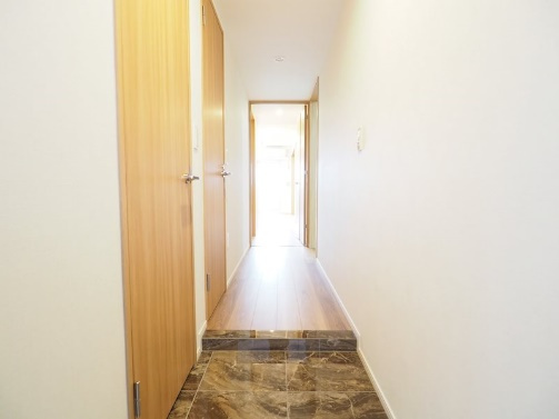 明るく、高級感のある玄関★