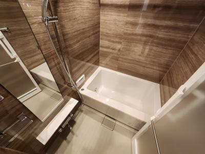 ソルレヴェンテ堀川高辻の浴室|追炊き機能付バス