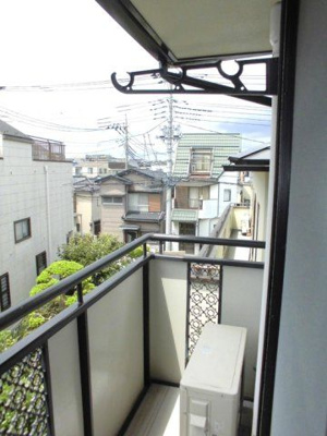 【バルコニー】 | サンクテュエール