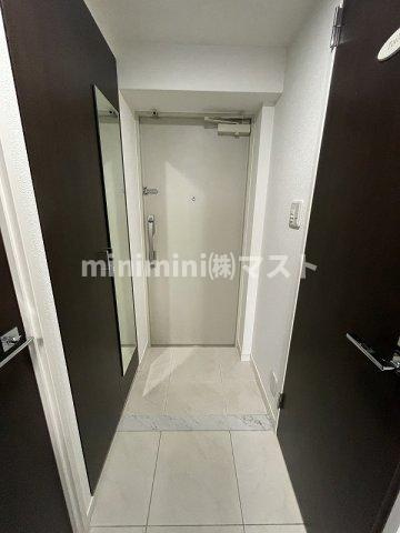 フォレステージュ西本町の玄関