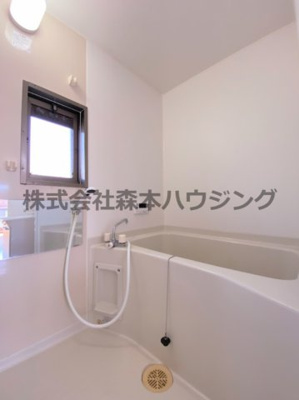 【浴室】 | 　石橋ハイツA | きれいなお風呂です