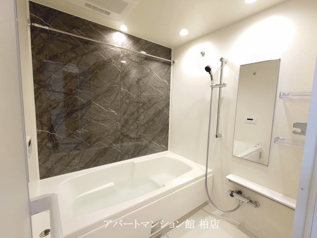 パーシモンNの浴室