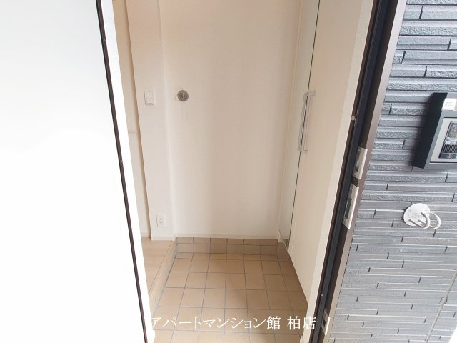 パーシモンNの玄関