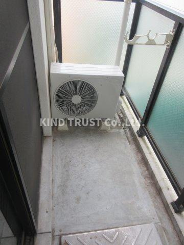 ラ・フォーレ松ケ枝Iのバルコニー|外からの目が気にならないバルコニーで洗濯物が干せます