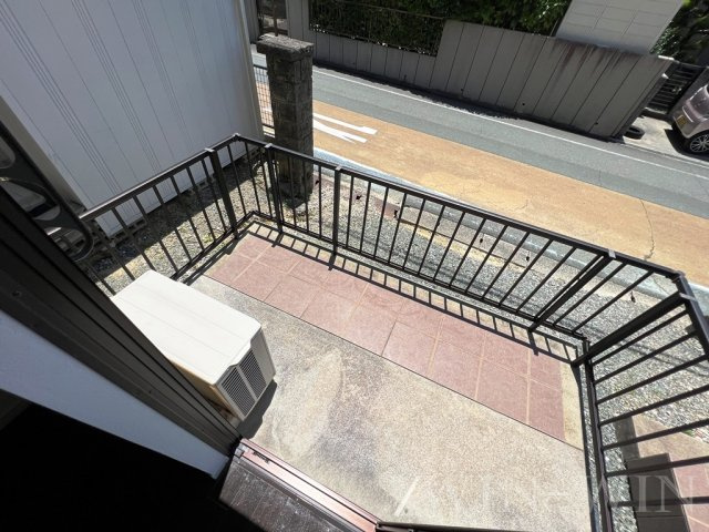 Line Ark C棟のバルコニー
