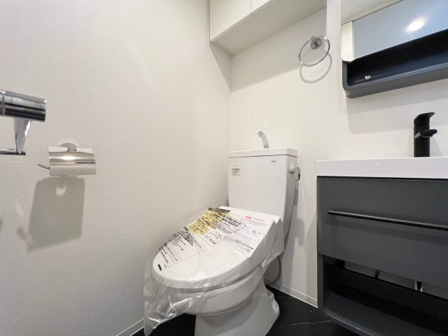 セレニテ九条リアンのトイレ