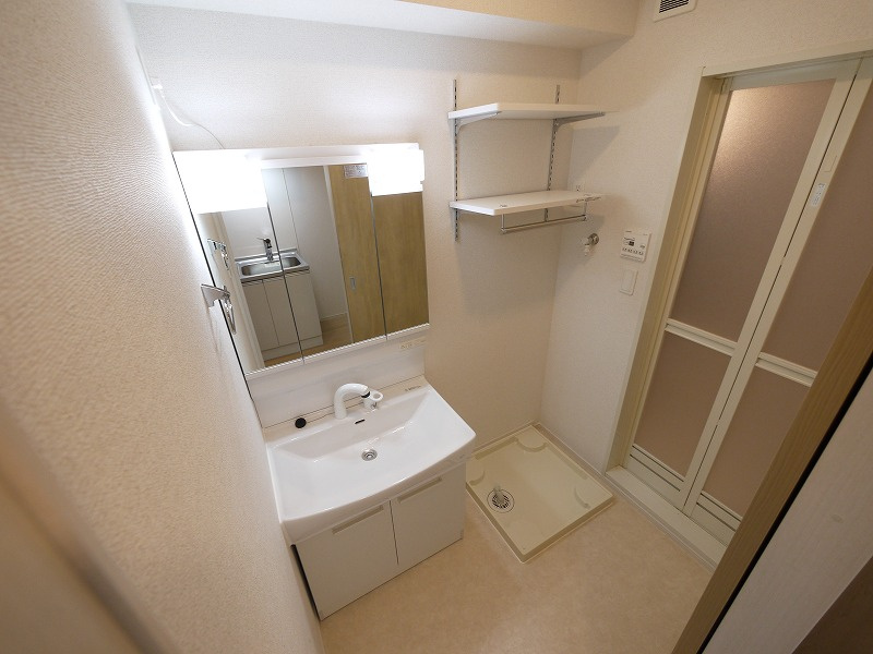 ＲＥＬＡ　ＦＯＲＴの洗面所|スペースが確保できる洗面所です