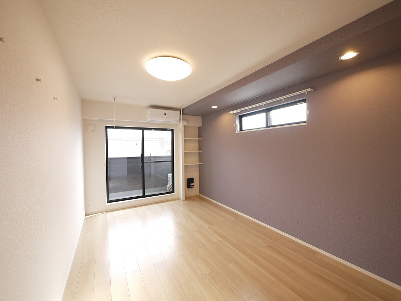 ＲＥＬＡ　ＦＯＲＴの居間・リビング|ゆったりとしたリビングです