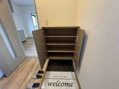 【玄関】 | サンコート森松・