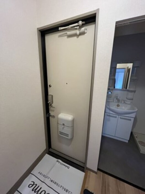 【玄関】 | サンコート森松・