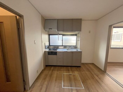 【居間・リビング】 | サンコート森松・