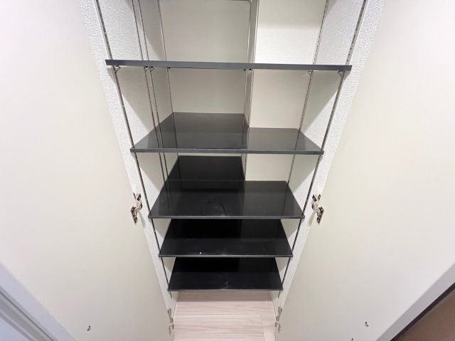 セレニテ難波リアンの収納