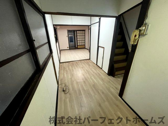 深野5丁目オーナーチェンジ戸建の居間・リビング|リビングです