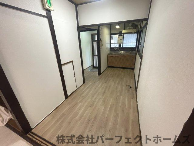 深野5丁目オーナーチェンジ戸建の居間・リビング|ゆったりとした居間です