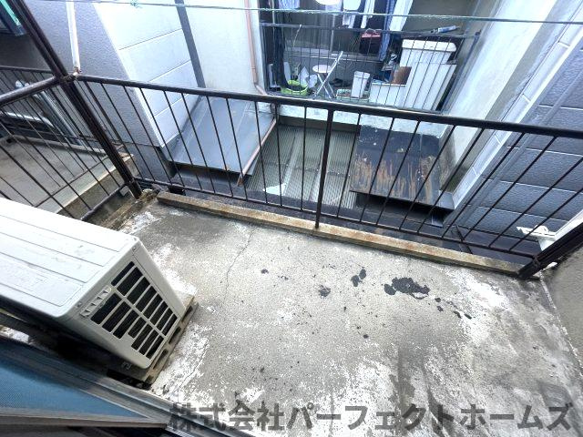 深野5丁目オーナーチェンジ戸建のバルコニー|バルコニーからの眺めを楽しみながら食事をしませんか