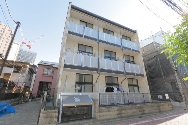 ピークシーダーの外観